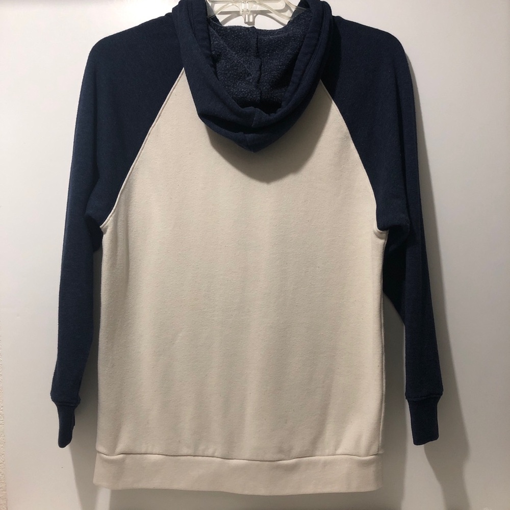 American Eagle Hoodie Pullover Men M Kangaroo Pocket Sweatshirt Navy Ivory - Picture 4 of 6
